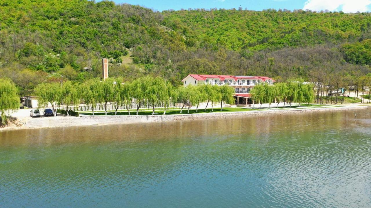 Vega Resort Restaurant & Lodge Orşova Exterior foto